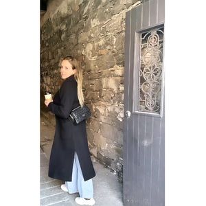 Meet your Posher, Maxine